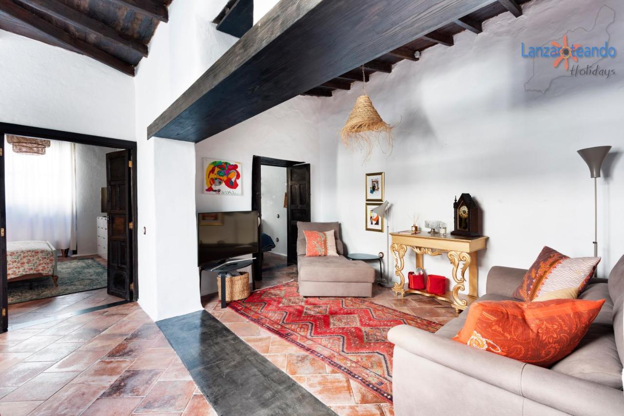 Vivienda Vacacional El Patio De Franky Teguise  Eksteriør bilde